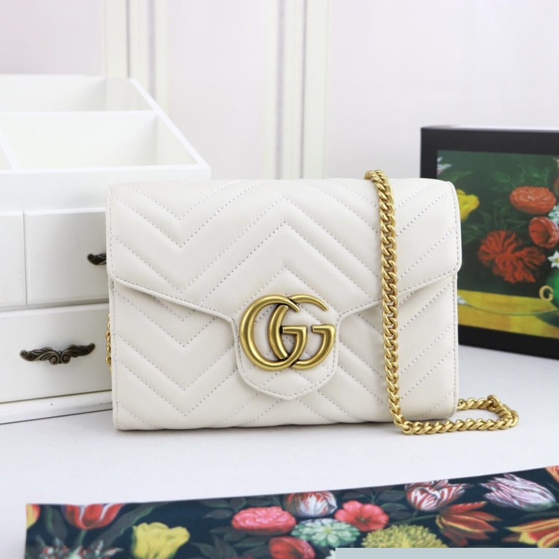 G*u*i wallets & purse